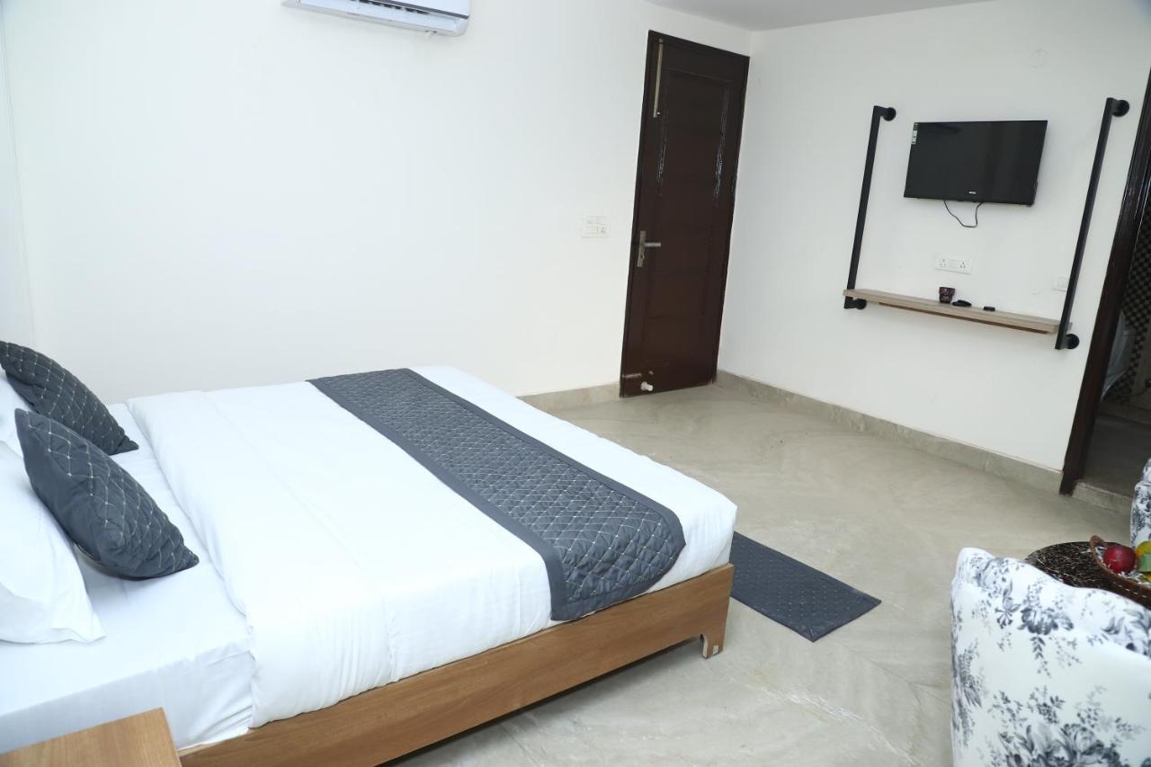 Lyf Corporate Suites - Noida Sector 19 Экстерьер фото