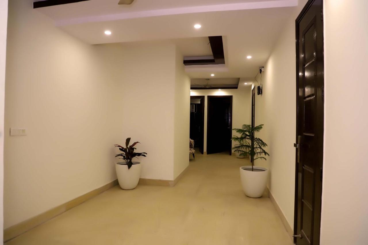 Lyf Corporate Suites - Noida Sector 19 Экстерьер фото